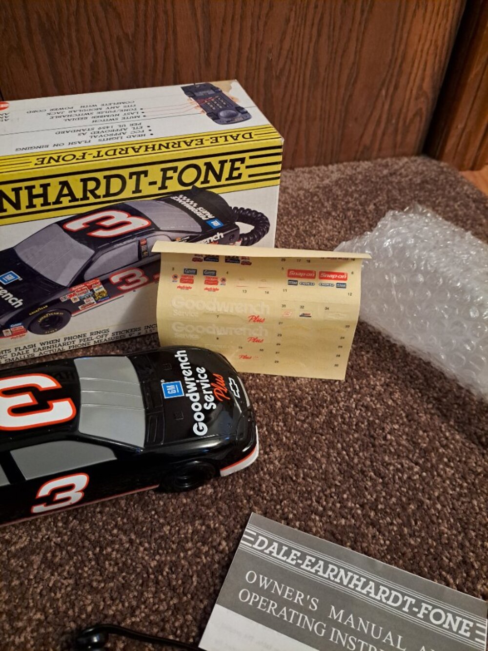 NIB Vintage Dale Earnhardt Sr #3 Goodwrench NASCAR Car Collectible Telephone - Picture 9 of 13
